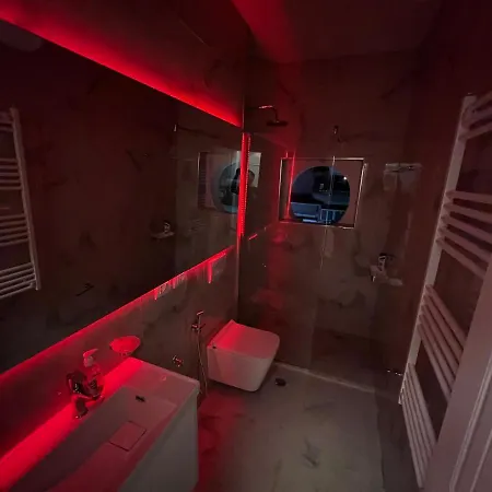 Leo's View Apartment Tirana