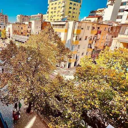 Leo's View Appartamento Tirana